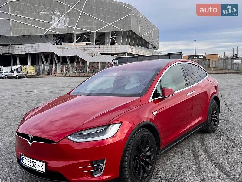 Внедорожник / Кроссовер Tesla Model X 2016 в Львове