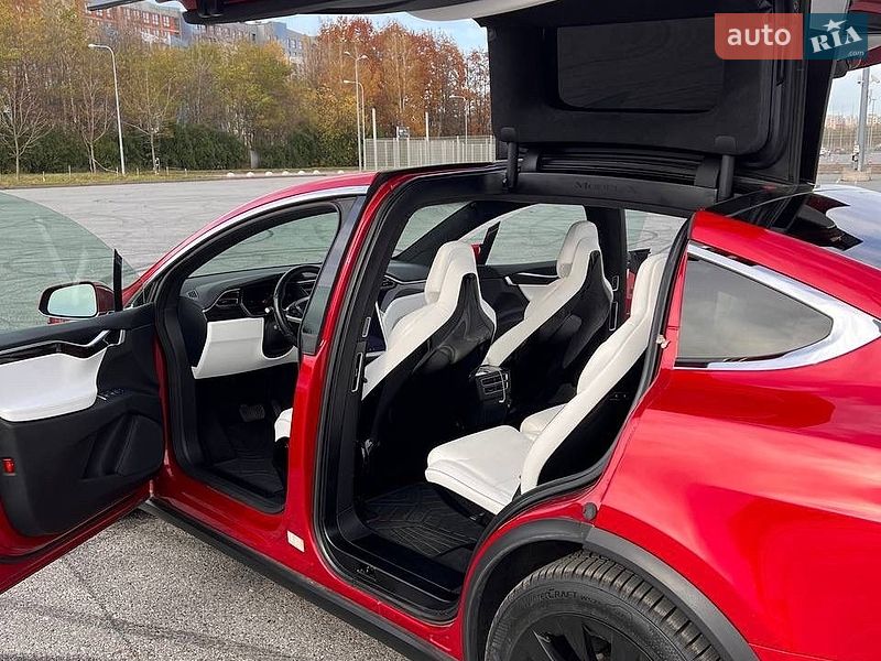 Внедорожник / Кроссовер Tesla Model X 2016 в Львове