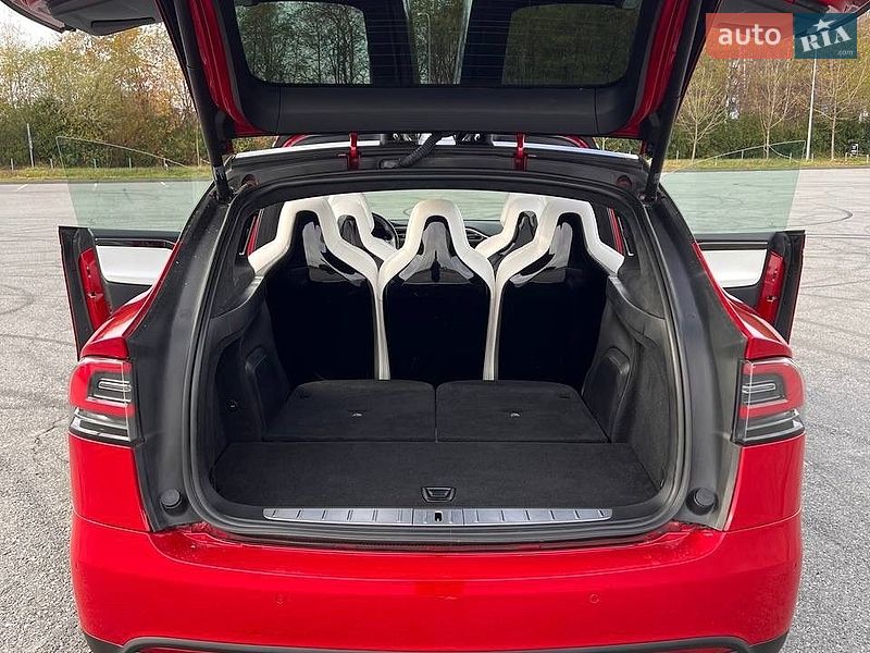 Внедорожник / Кроссовер Tesla Model X 2016 в Львове
