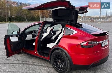 Внедорожник / Кроссовер Tesla Model X 2016 в Львове