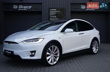 Внедорожник / Кроссовер Tesla Model X 2016 в Львове