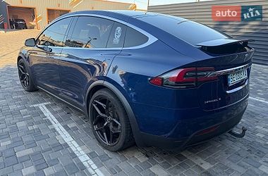 Внедорожник / Кроссовер Tesla Model X 2016 в Николаеве