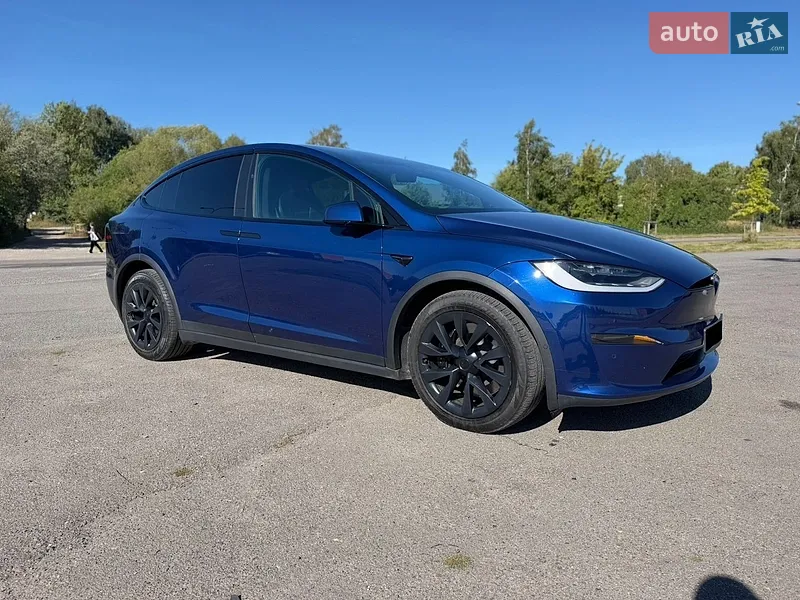 Tesla Model X