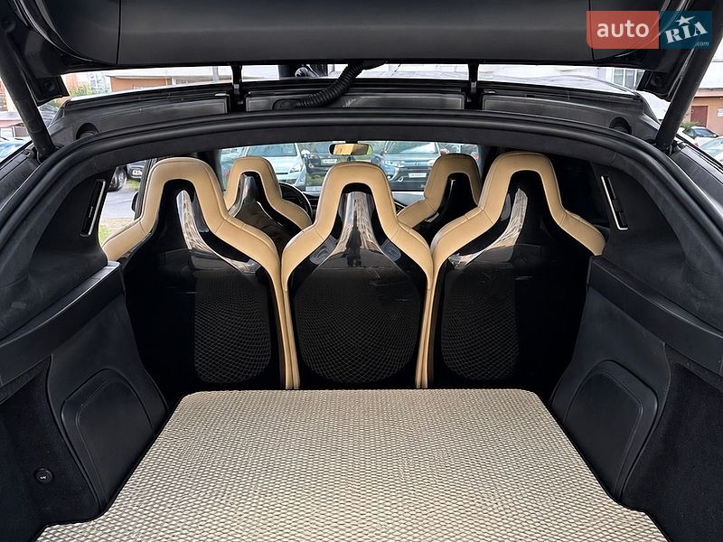 Позашляховик / Кросовер Tesla Model X 2016 в Чернігові