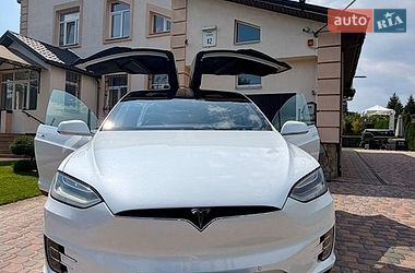 Позашляховик / Кросовер Tesla Model X 2019 в Києві