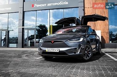 Позашляховик / Кросовер Tesla Model X 2018 в Києві