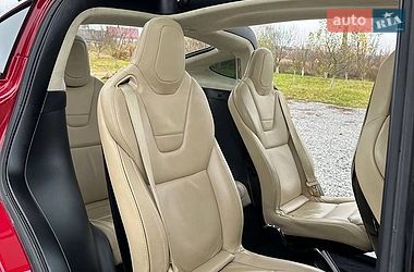 Позашляховик / Кросовер Tesla Model X 2016 в Дубні