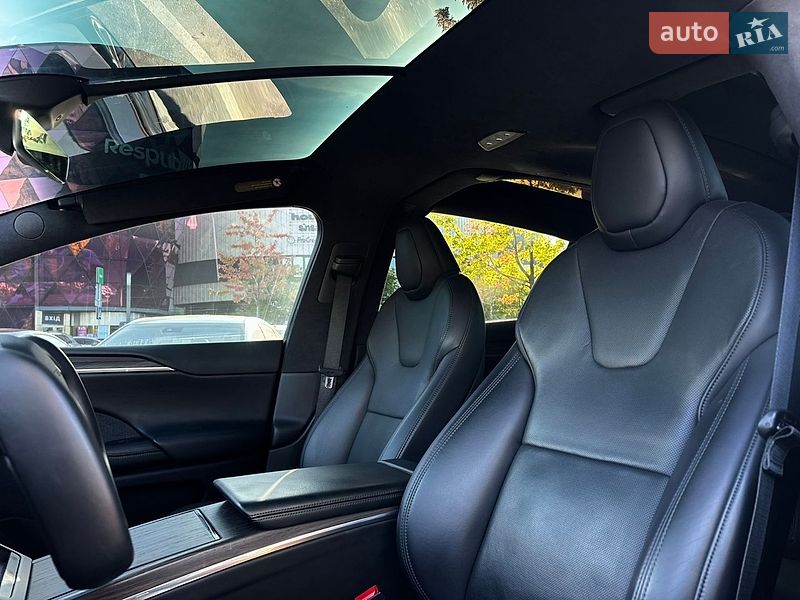 Позашляховик / Кросовер Tesla Model X 2021 в Києві