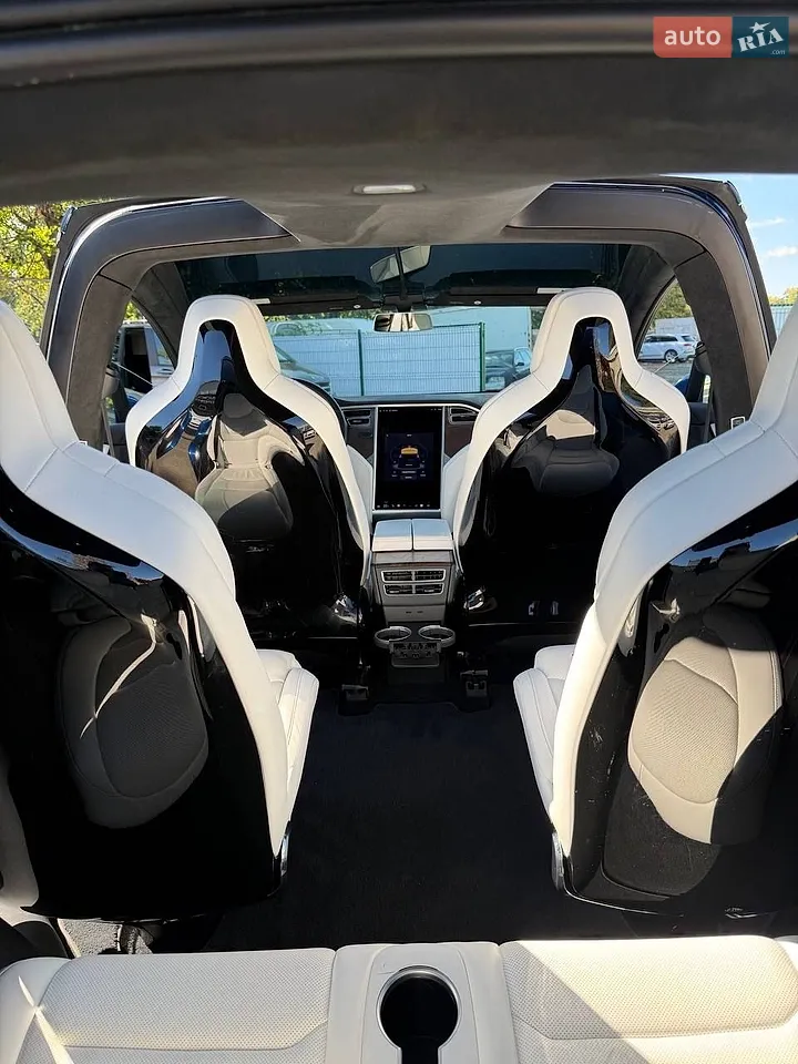 Позашляховик / Кросовер Tesla Model X 2016 в Харкові фото 9