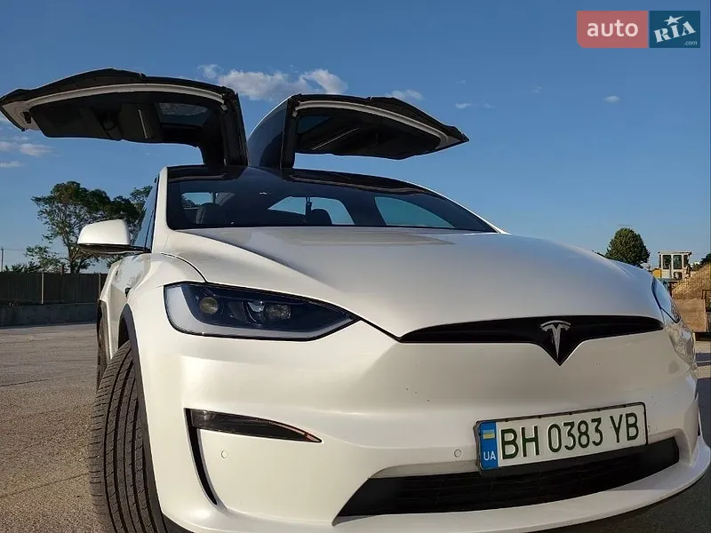 Tesla Model X