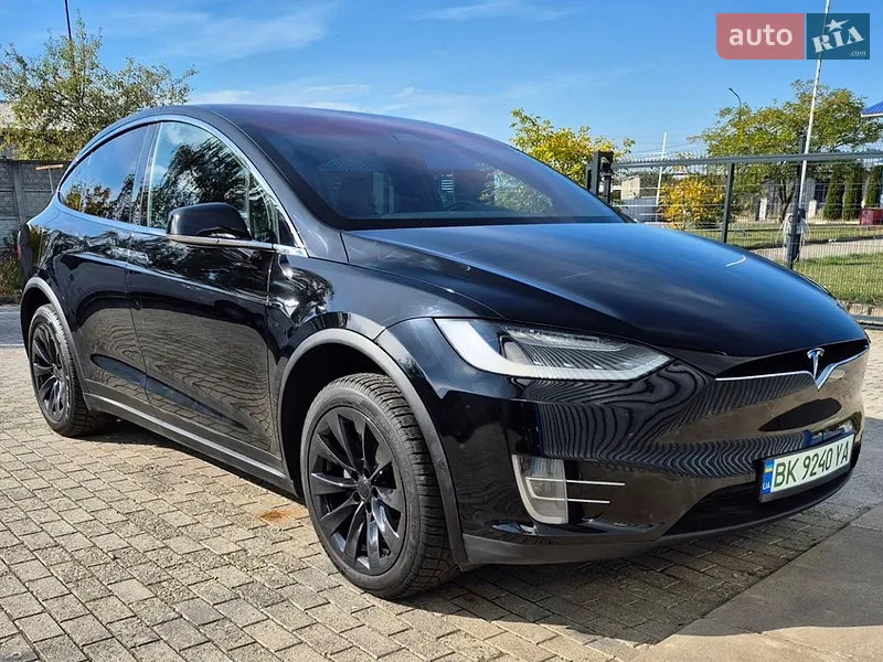 Tesla Model X