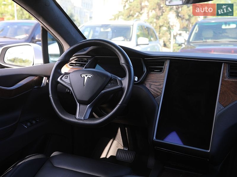 Внедорожник / Кроссовер Tesla Model X 2019 в Харькове