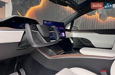 Внедорожник / Кроссовер Tesla Model X 2025 в Львове
