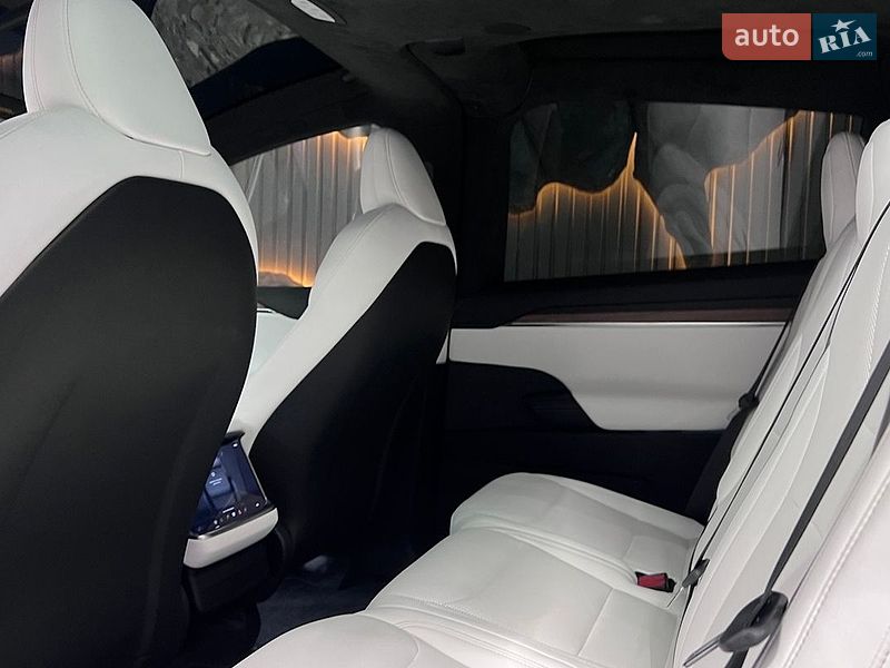 Внедорожник / Кроссовер Tesla Model X 2025 в Львове