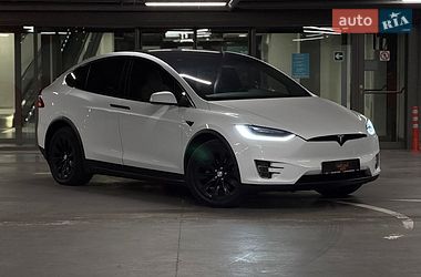 Позашляховик / Кросовер Tesla Model X 2017 в Харкові фото 4 Позашляховик / Кросовер Tesla Model X 2017 в Харкові