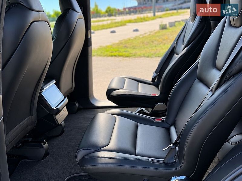 Позашляховик / Кросовер Tesla Model X 2022 в Львові фото 13 Позашляховик / Кросовер Tesla Model X 2022 в Львові