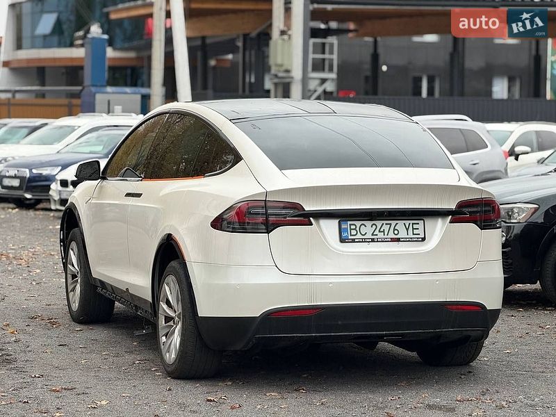 Внедорожник / Кроссовер Tesla Model X 2016 в Львове фото 2 Внедорожник / Кроссовер Tesla Model X 2016 в Львове