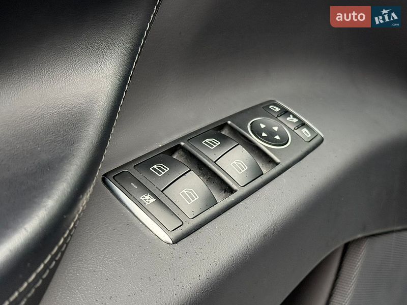 Позашляховик / Кросовер Tesla Model X 2019 в Стрию фото 44 Позашляховик / Кросовер Tesla Model X 2019 в Стрию