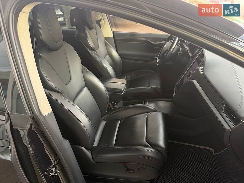 Позашляховик / Кросовер Tesla Model X 2018 в Кривому Розі фото 15 Позашляховик / Кросовер Tesla Model X 2018 в Кривому Розі