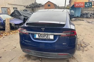 Внедорожник / Кроссовер Tesla Model X 2016 в Немирове