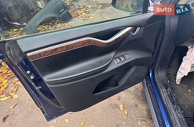 Внедорожник / Кроссовер Tesla Model X 2016 в Немирове