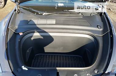 Внедорожник / Кроссовер Tesla Model Y 2021 в 