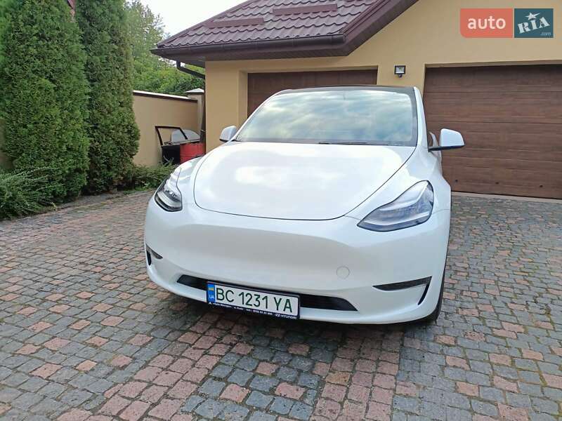 Внедорожник / Кроссовер Tesla Model Y 2020 в Львове