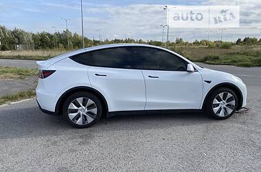 Позашляховик / Кросовер Tesla Model Y 2020 в Львові