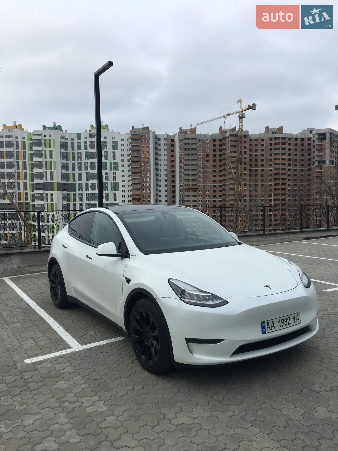 2020 Tesla Model Y - мініатюра 4