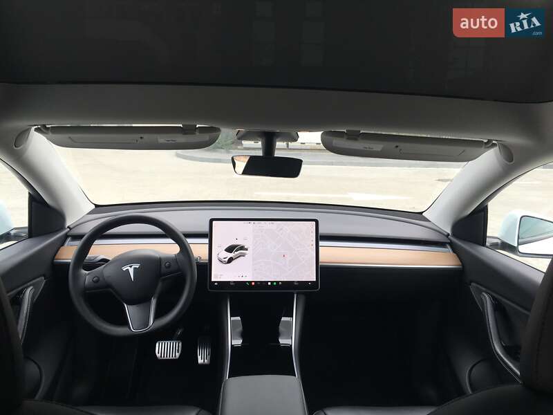 Внедорожник / Кроссовер Tesla Model Y 2020 в Киеве