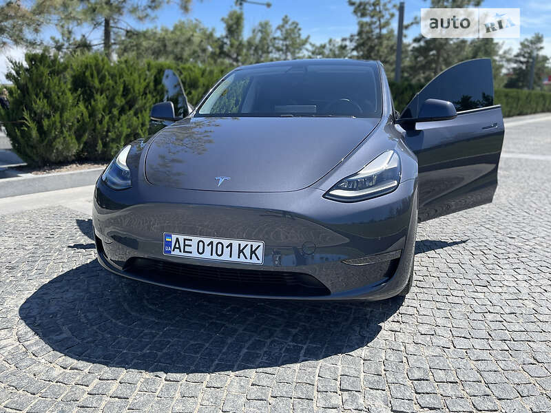 Универсал Tesla Model Y 2020 в Днепре