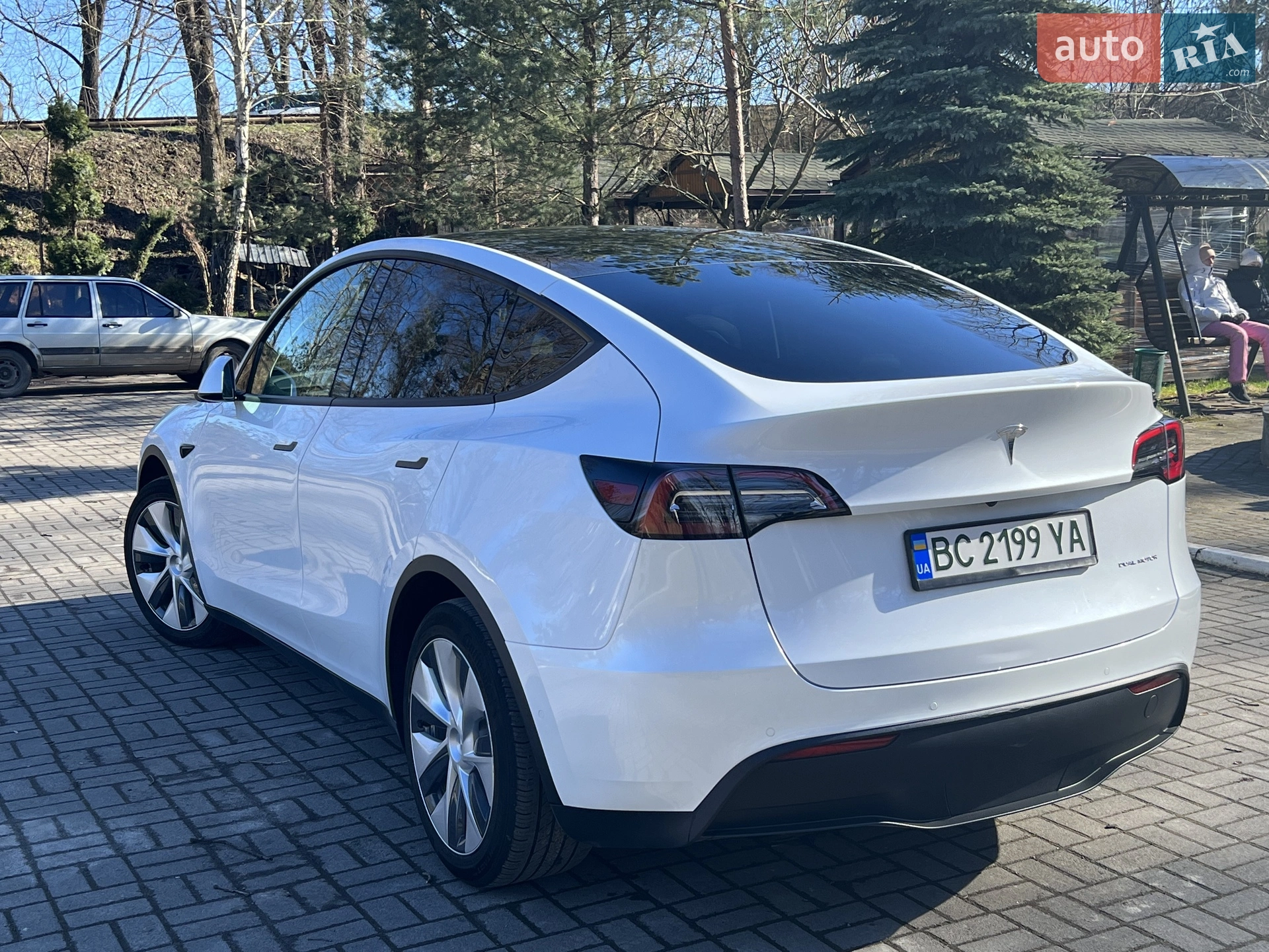 2021 Tesla Model Y - мініатюра 4