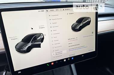 Внедорожник / Кроссовер Tesla Model Y 2022 в 