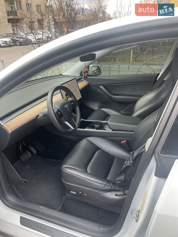 Внедорожник / Кроссовер Tesla Model Y 2021 в Киеве фото 6 Внедорожник / Кроссовер Tesla Model Y 2021 в Киеве