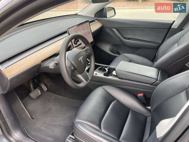 Внедорожник / Кроссовер Tesla Model Y 2020 в Одессе фото 40 Внедорожник / Кроссовер Tesla Model Y 2020 в Одессе