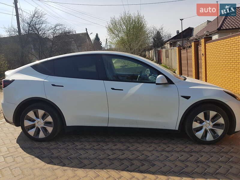 Внедорожник / Кроссовер Tesla Model Y 2022 в Харькове