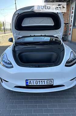 Внедорожник / Кроссовер Tesla Model Y 2020 в 