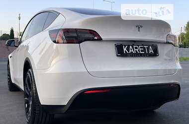 Позашляховик / Кросовер Tesla Model Y 2022 в 