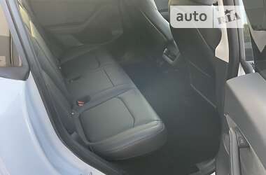 Позашляховик / Кросовер Tesla Model Y 2022 в 
