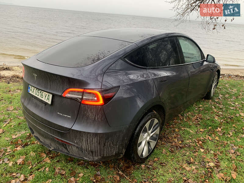 Позашляховик / Кросовер Tesla Model Y 2020 в Харкові