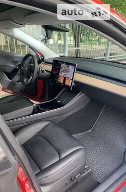 Позашляховик / Кросовер Tesla Model Y 2020 в 