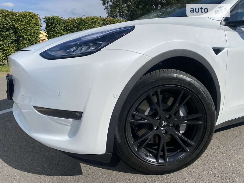 Позашляховик / Кросовер Tesla Model Y 2021 в Києві фото 45 Позашляховик / Кросовер Tesla Model Y 2021 в Києві