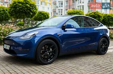 Внедорожник / Кроссовер Tesla Model Y 2021 в 