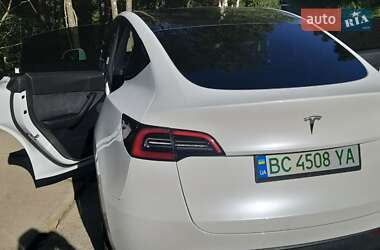 Внедорожник / Кроссовер Tesla Model Y 2021 в Стрые