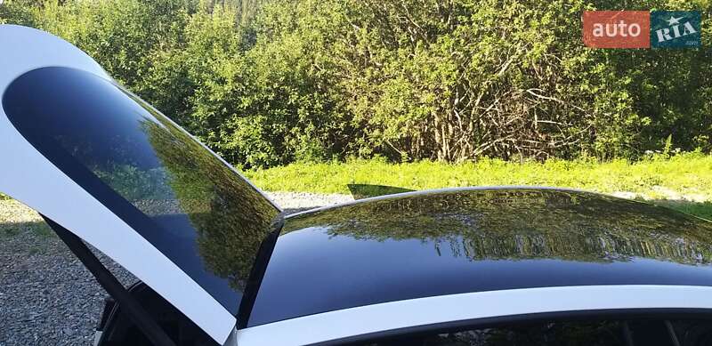 Внедорожник / Кроссовер Tesla Model Y 2021 в Стрые