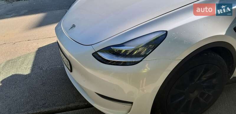 Внедорожник / Кроссовер Tesla Model Y 2021 в Стрые