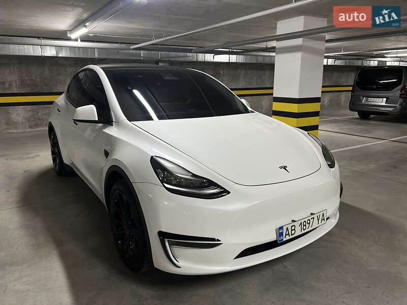 Tesla Model Y 2020
