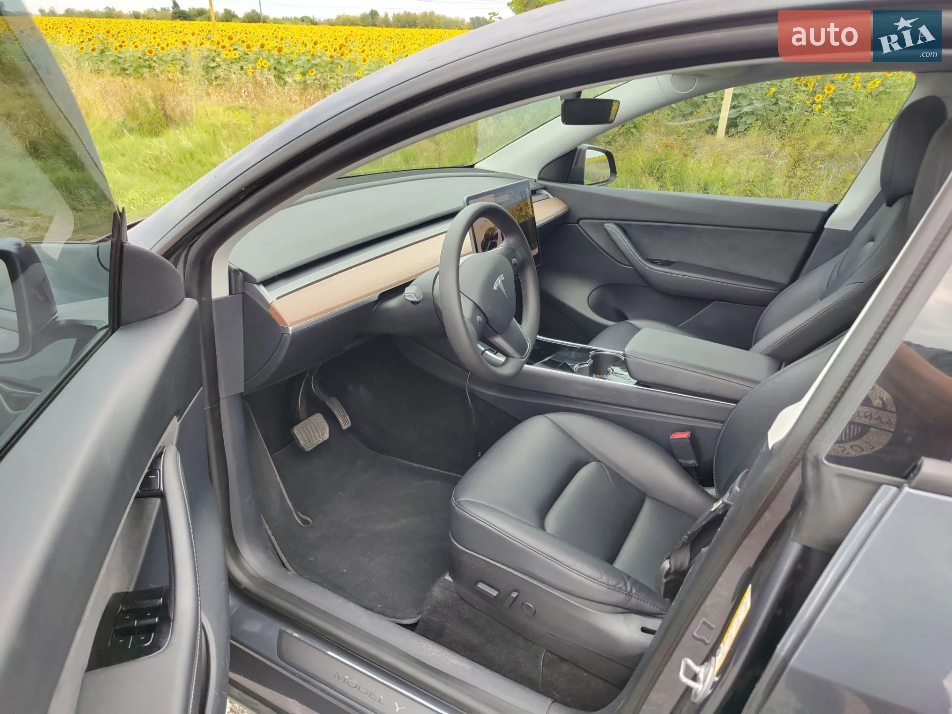 2020 Tesla Model Y - мініатюра 11