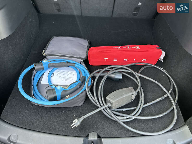 Внедорожник / Кроссовер Tesla Model Y 2021 в Львове фото 12 Внедорожник / Кроссовер Tesla Model Y 2021 в Львове