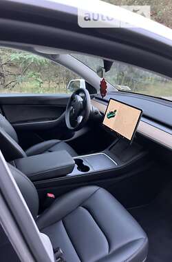 Внедорожник / Кроссовер Tesla Model Y 2022 в 